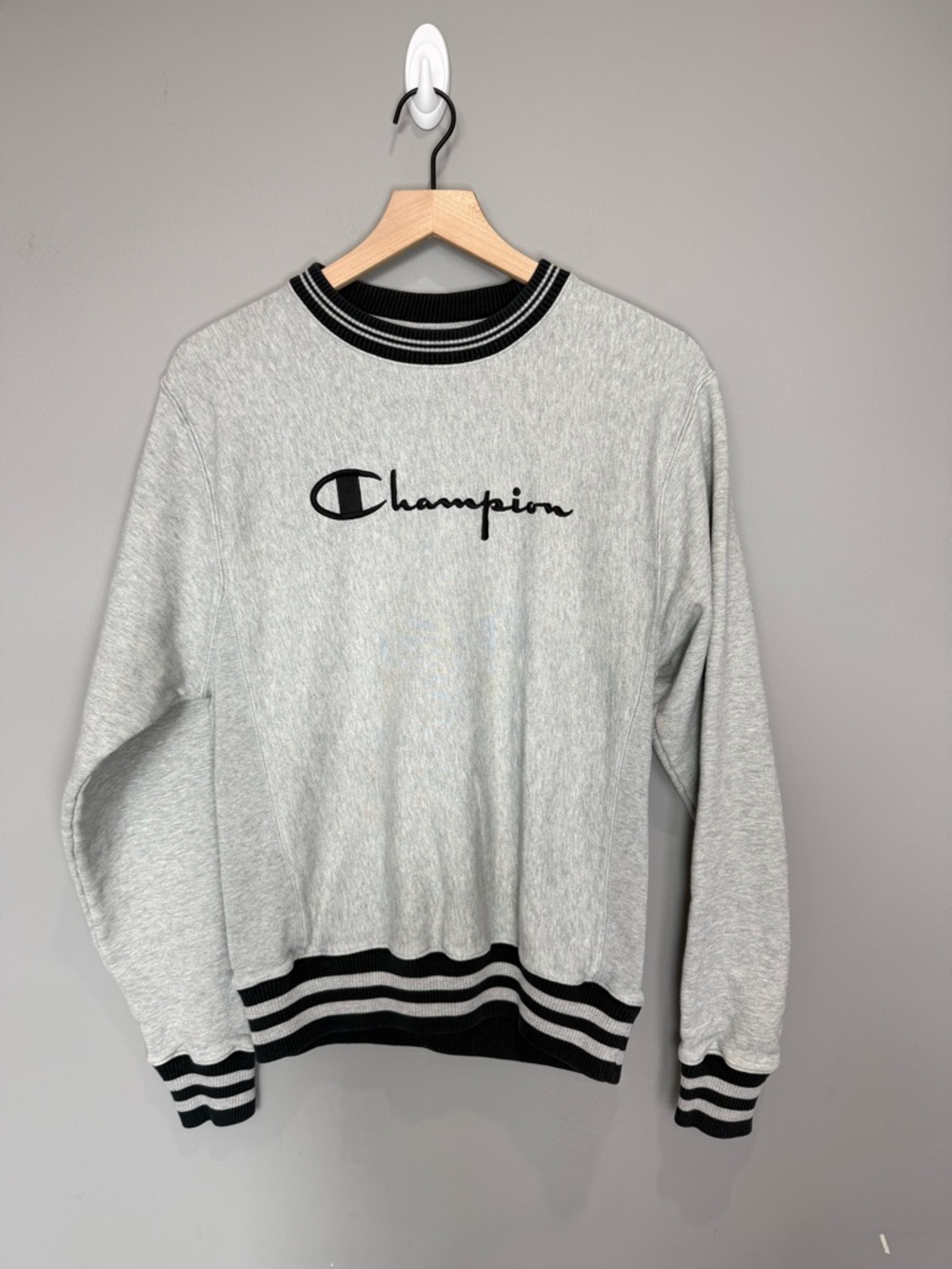 Champion Reverse Weave‎ Sweatshirt Size Small